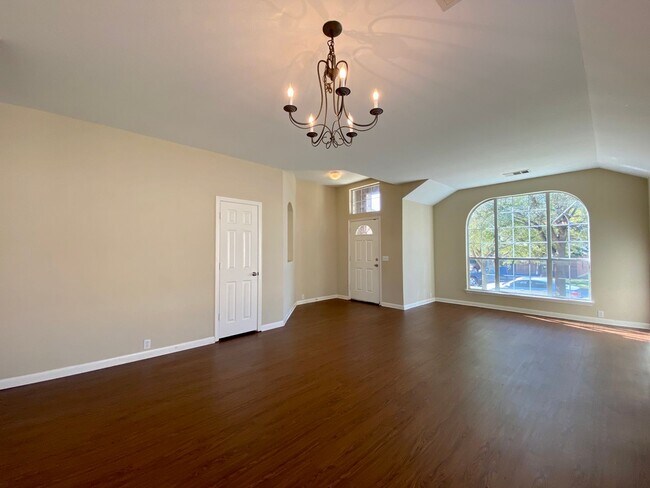 Building Photo - Wonderful 3 Bed/2 Bath in Round Rock!