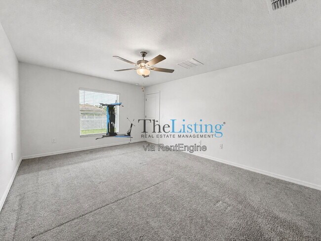 Building Photo - 13260 Palmerston Rd