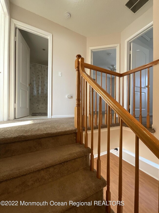 Building Photo - 907 Creamery Ct