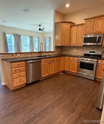 Building Photo - 10507 Salida St