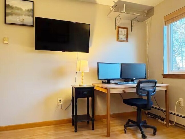 Building Photo - 6 Norumbega Terrace