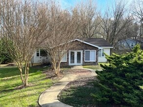 Building Photo - 2350 Rolfe St