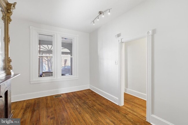 Building Photo - 3726 Stanton St