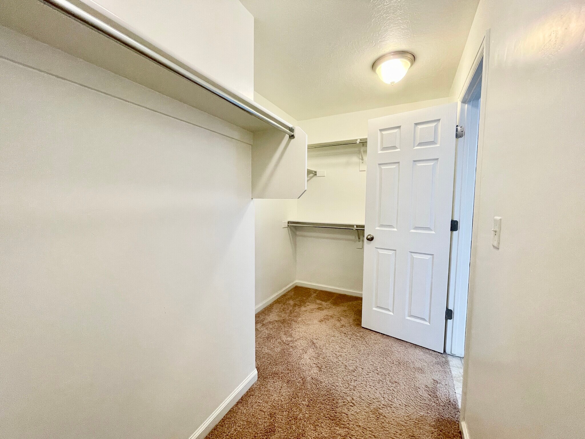 Building Photo - 3859 W Young Lucerne Cir