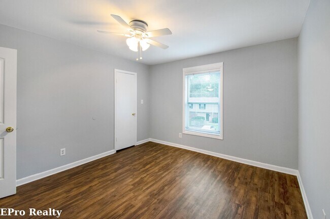 Building Photo - Don’t Miss Out! Look, Lease, and Live Spec...