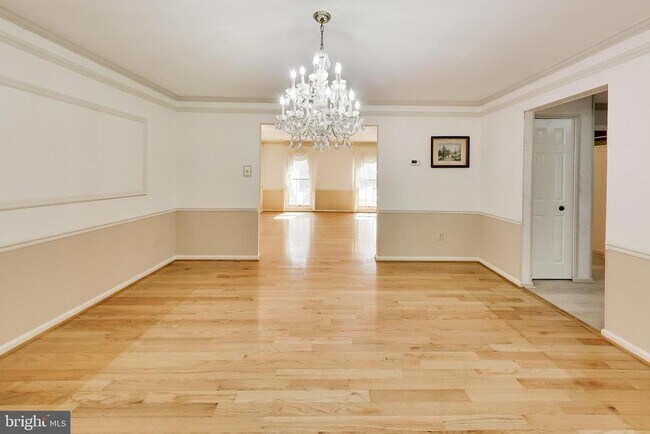Building Photo - 14672 Brougham Way