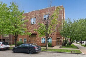 Building Photo - 3559 S Federal St
