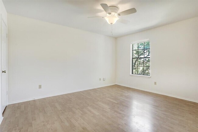 Building Photo - 12022 Cherie Dr