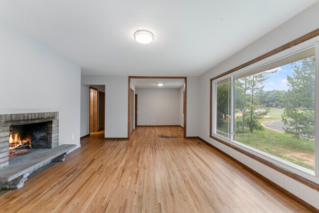 Building Photo - 1437 Wisconsin Ave N