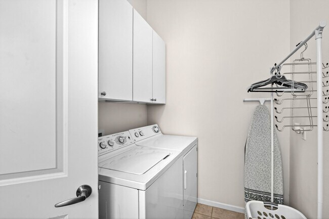 Building Photo - 74068 Jeri Ln