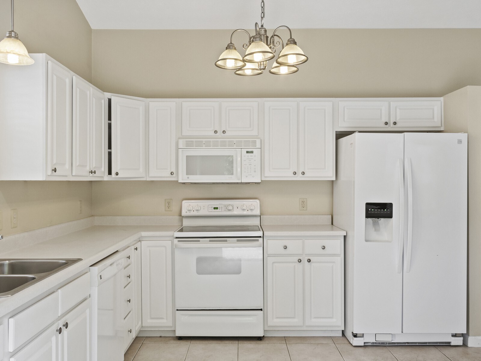 Building Photo - 114 Mark Twain Ct