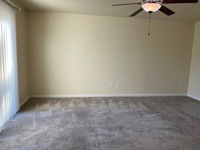 Building Photo - 13003 Lake Pueblo Way