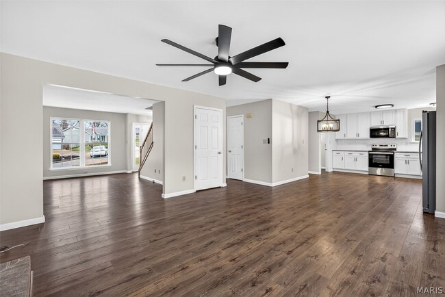 Building Photo - 10 Caleb Cir