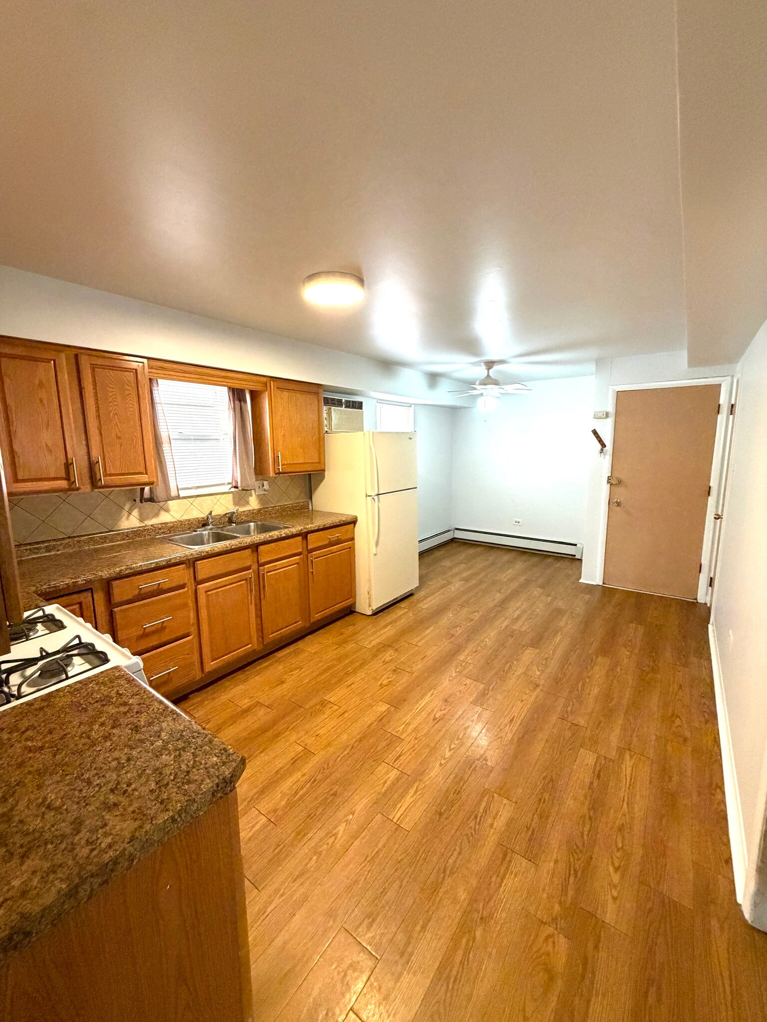 Building Photo - 1617 N 35th Ave