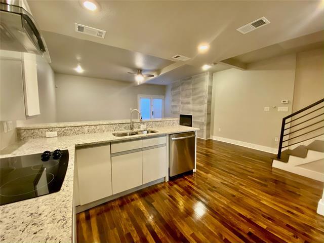 Building Photo - 1323 St Joseph St