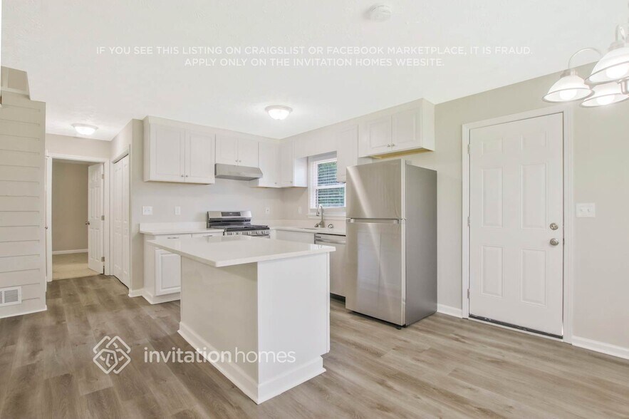 Building Photo - 64 Stacey Dr