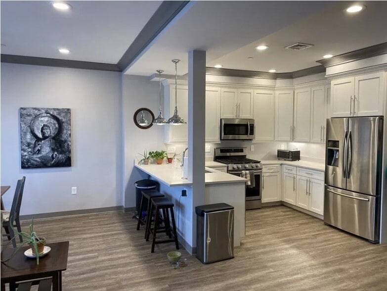 Building Photo - 18 Preble St