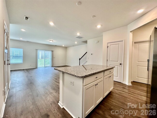 Building Photo - 8116 Ramsburg Dr