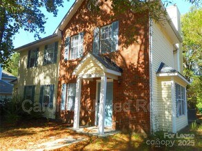 Building Photo - 6622B Bevington Ridge Rd