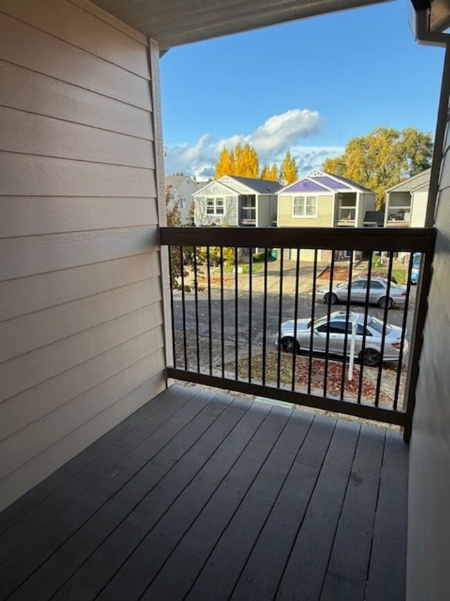 Building Photo - 3 Bedroom 2.5 Bath Forest Grove OR