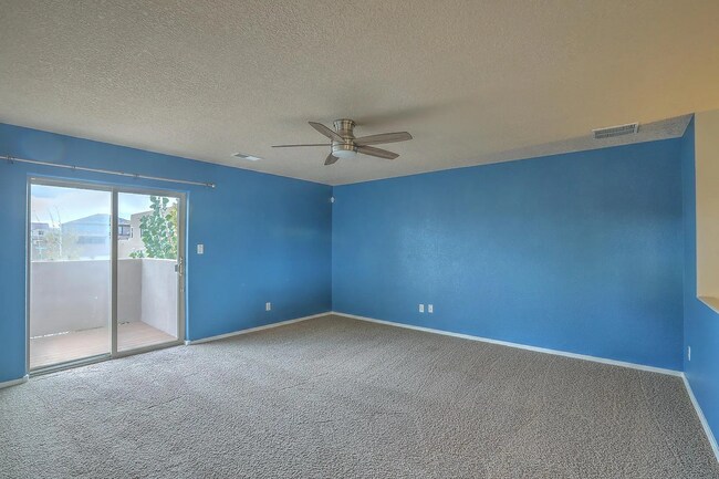 Building Photo - 3Bedroom, 2.5 Bath, 2 Story, 2 Car Garage 2,591 Sq Ft Home located on the Westside of Albuquerque.