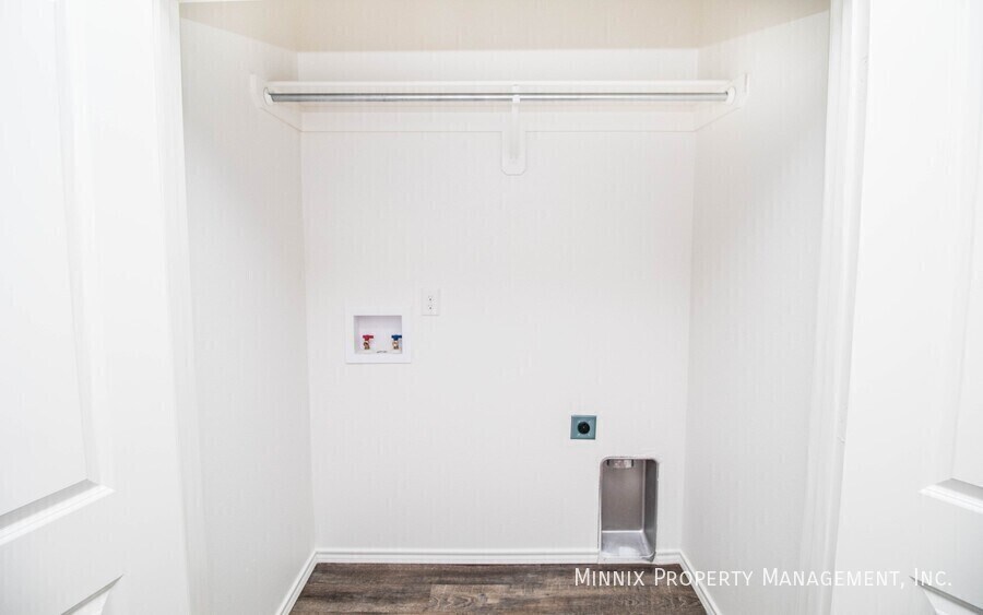 Building Photo - 6912 21st. St.