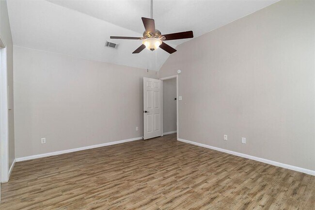 Building Photo - 2918 Abbey Field Dr