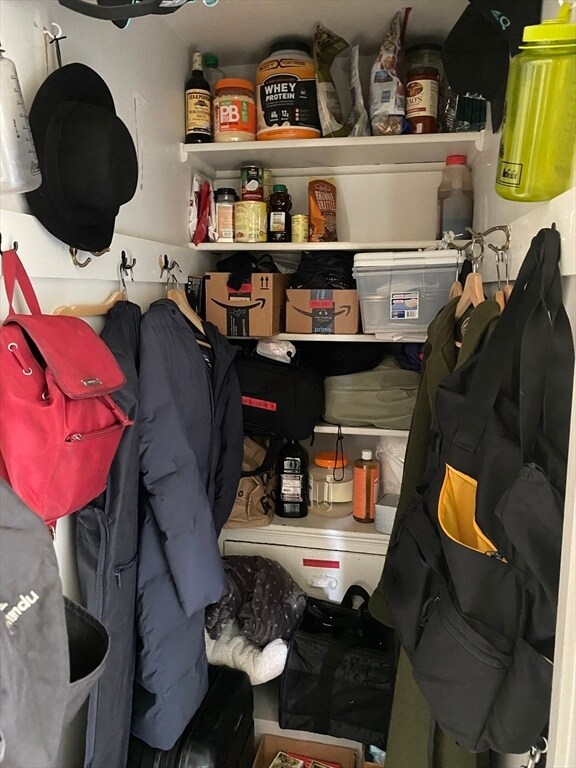 Building Photo - 49 Brimmer St