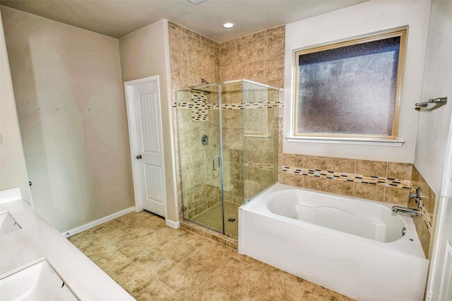 Building Photo - 5435 Atwood Cyn Ct