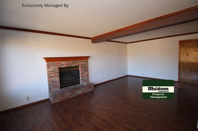 Building Photo - Coming Soon! Lovely Briargate Home! Pet Friendly!