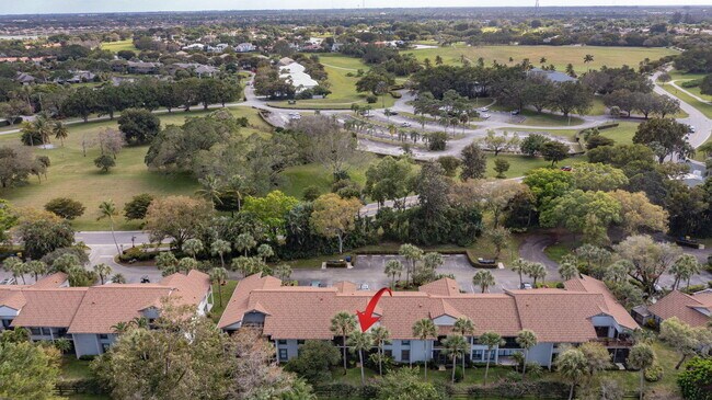 Building Photo - 11355 Pond View Dr