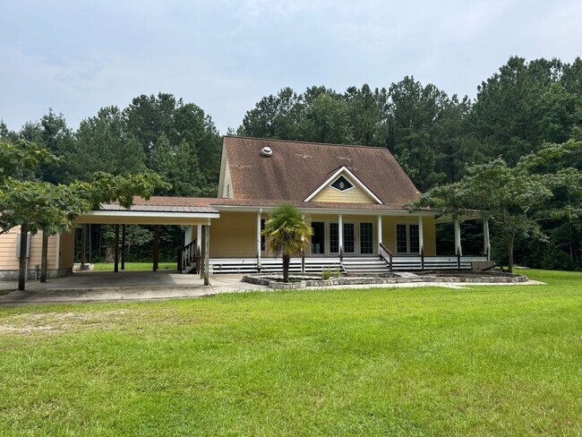 Building Photo - 748 Alligator Creek Rd