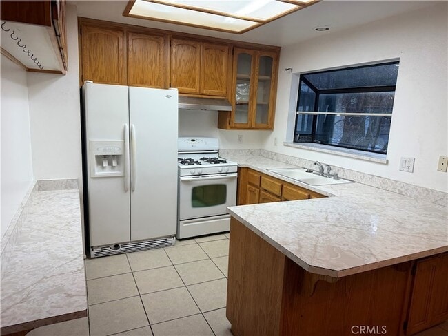 Building Photo - 28282 Larchmont Ln