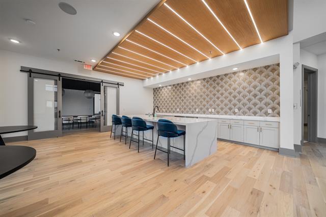 Building Photo - 2700 Old Denton Rd