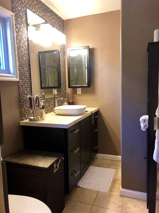 Master Shower - 2118 Ernest Ave