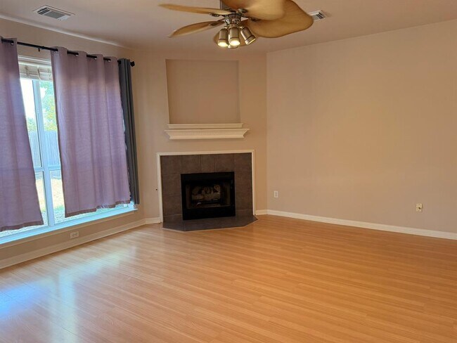 Building Photo - 1812 Montana Sky Dr