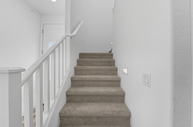 Building Photo - Brand New luxurious Model Home with 2 Master Suites in Warner Meadow