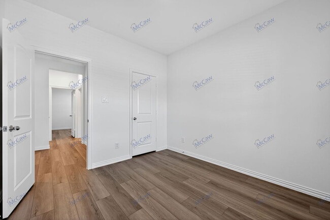 Building Photo - 512 Baker Ct