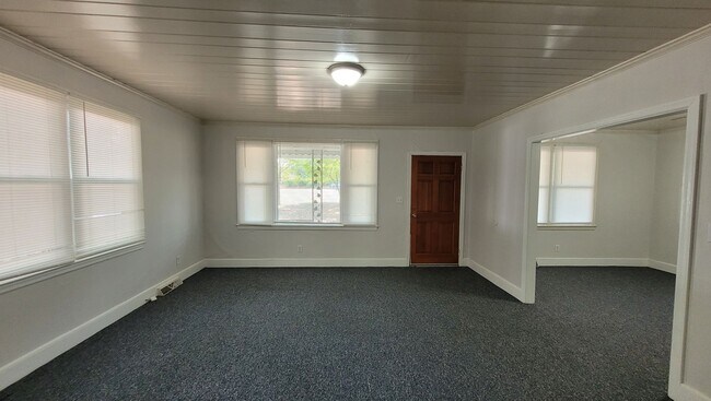 Building Photo - 4538 Augusta Rd