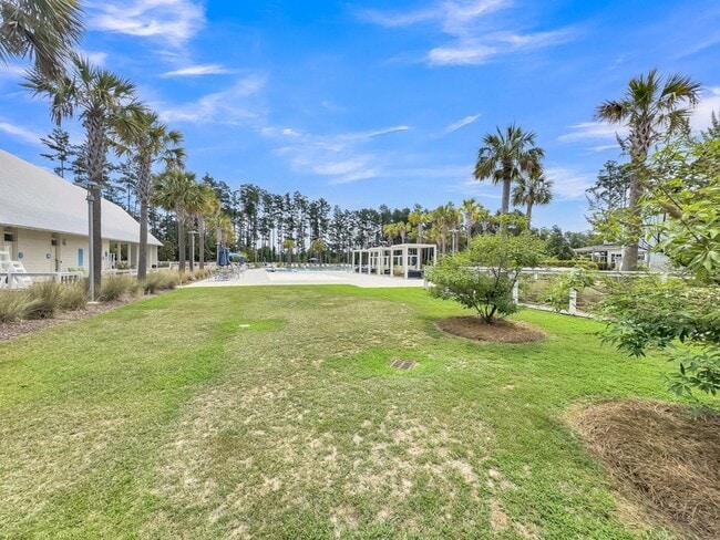 Building Photo - 146 Winding Branch Dr