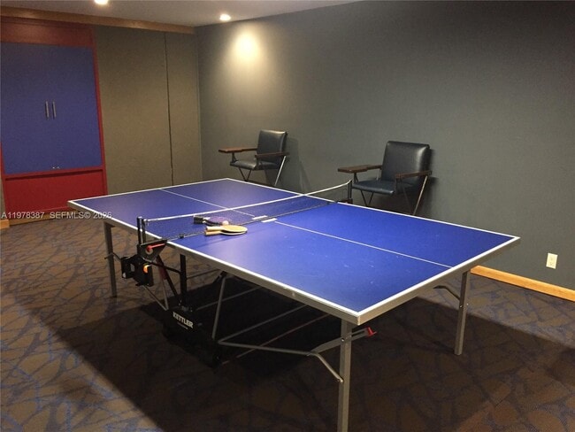 Building Photo - 19667 Turnberry Way