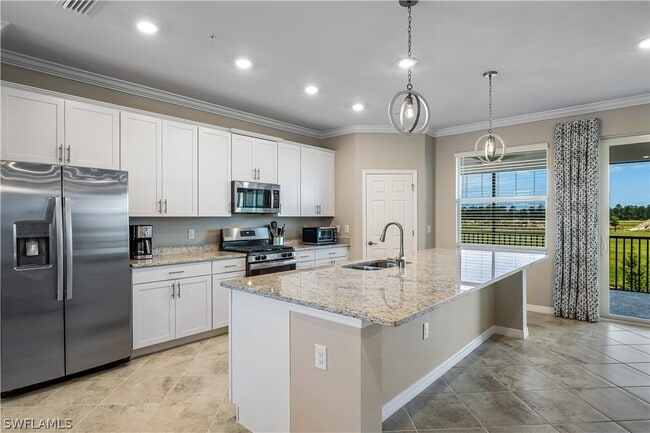 Building Photo - 15951 Grassland Ln