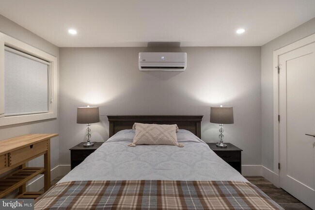 Building Photo - 4514 15th St NW