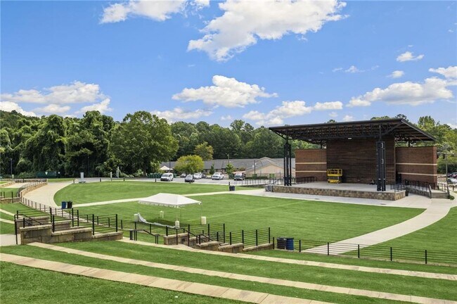 Building Photo - 266 Balaban Cir