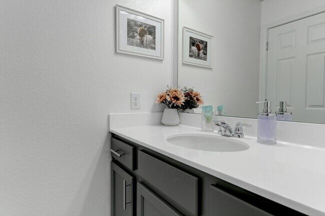 Building Photo - 6502 Arden Fls Dr