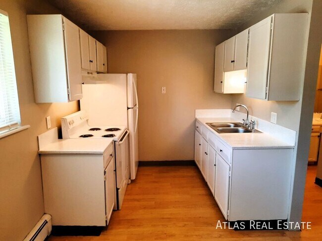 Building Photo - 12111 W Nevada Dr