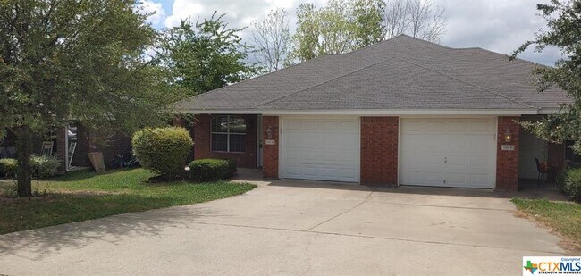 Building Photo - 516 Olaf Dr