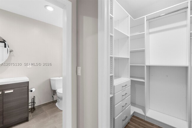 Building Photo - 1151 NW 78th Ave