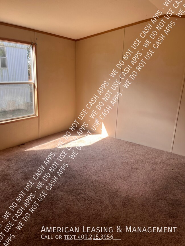 Building Photo - 3054 Woden Rd