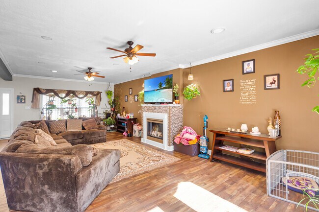 Building Photo - 371 Carolina Pines Blvd